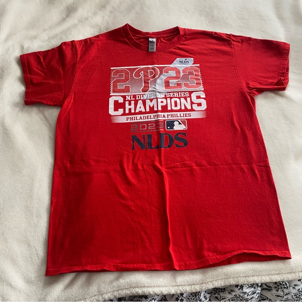 2023 Phillies Divisional Champions tee